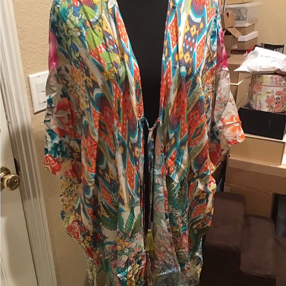 Johnny Was PEARCE SHORT KIMONO.  L/XL
